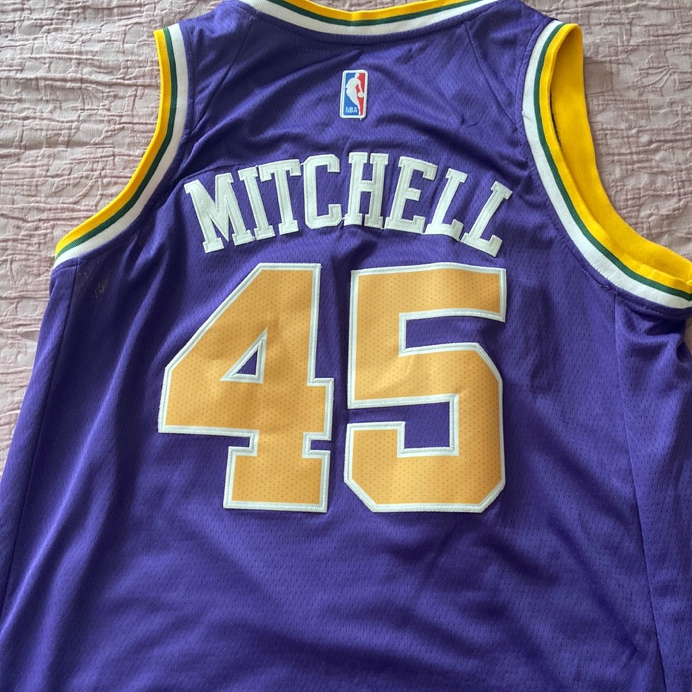 Donovan Mitchell Utah Jazz jersey